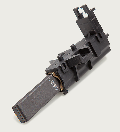 Se, ao ligar a máquina, o tambor não gira, pode precisar de novas escovas de carbono (entre € 9,08 e 35 euros).